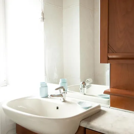 Appartement Easy Explore - Ambrogiohost *