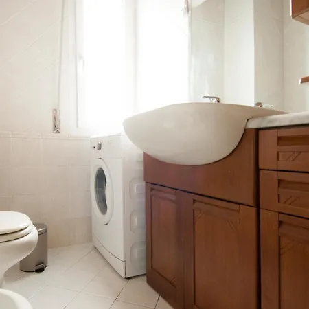Appartement Easy Explore - Ambrogiohost