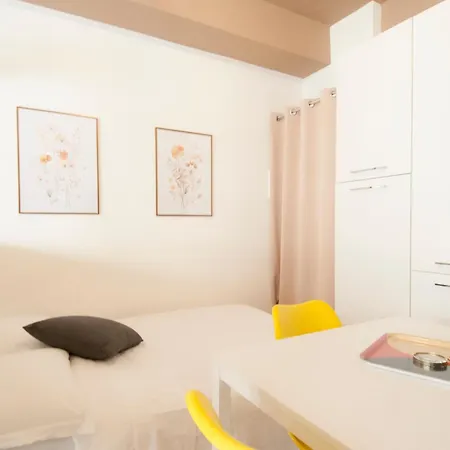 Easy Explore - Ambrogiohost