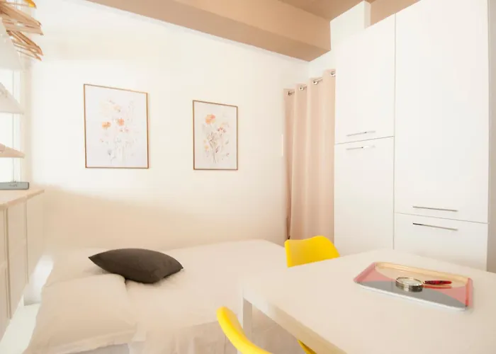 Easy Explore - Ambrogiohost