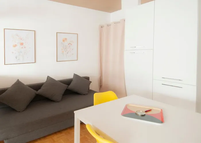 Easy Explore - Ambrogiohost *